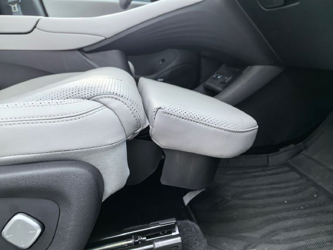 享免费1年闪充 到店体验2026款海狮06EV