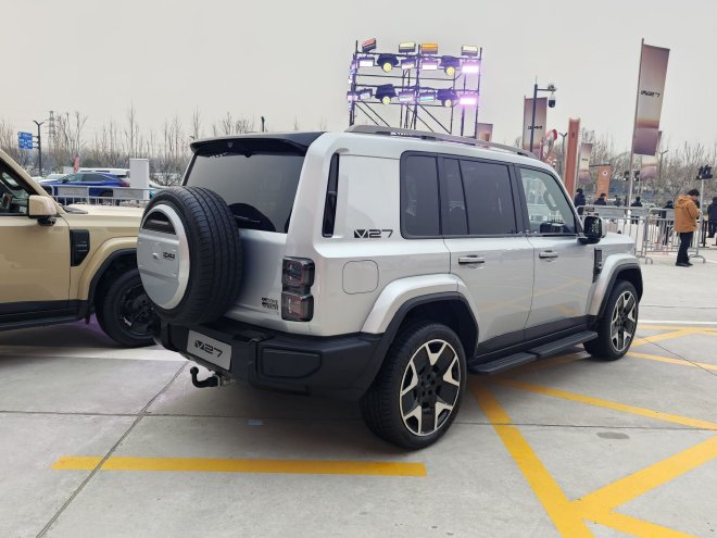 iCAR V27正式上市 售价16.98-19.68万元