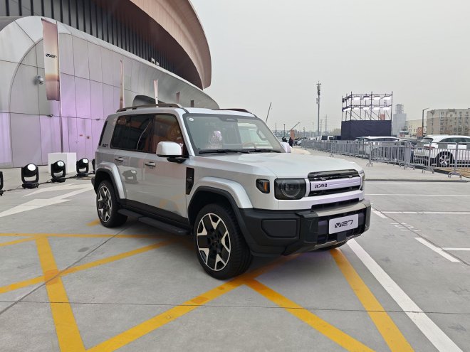 iCAR V27正式上市 售价16.98-19.68万元