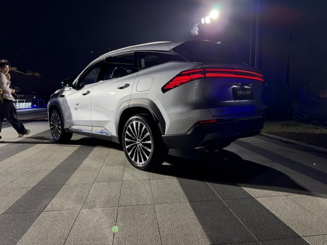 首搭神盾金砖电池 吉利银河M7技术首秀