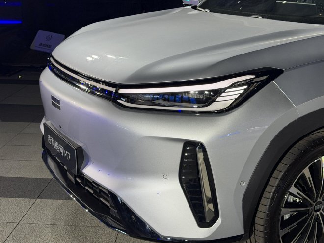 首搭神盾金砖电池 吉利银河M7技术首秀