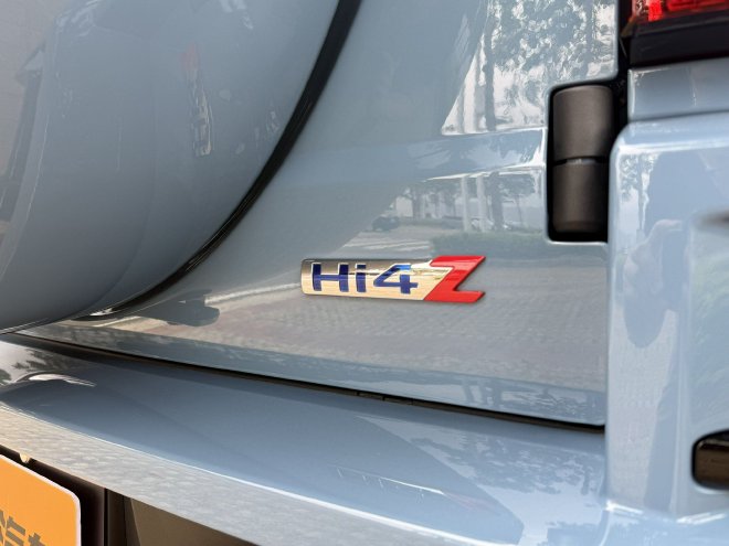 硬派SUV到底好在哪？试驾坦克700 Hi4-Z