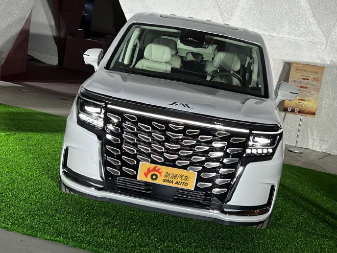 瑞风RF8享悦系列正式上市 限时抢购价17.69万-22.69万元