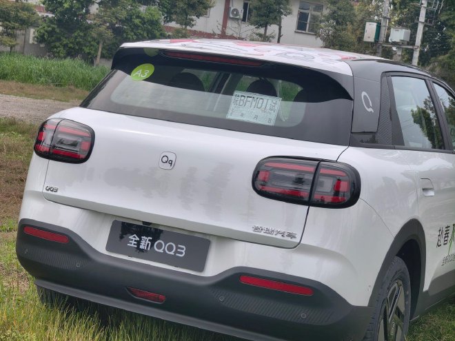 2米7轴距配后置后驱 奇瑞全新QQ3试驾体验