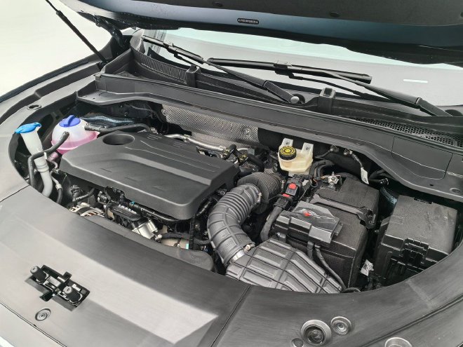 豪华配置再升级 静态品鉴奇瑞全新一代瑞虎9