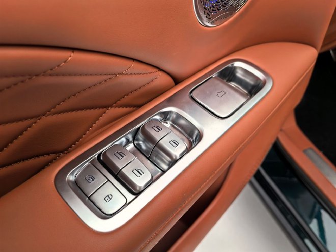 豪华配置再升级 静态品鉴奇瑞全新一代瑞虎9