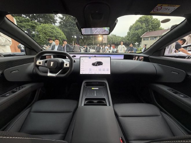 华为乾崑赋能 新阿维塔12上市/06T开启预售