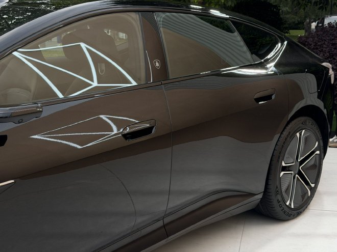 华为乾崑赋能 新阿维塔12上市/06T开启预售