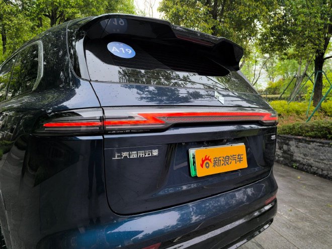 搭舱内激光雷达 试驾旗舰大六座SUV华境S