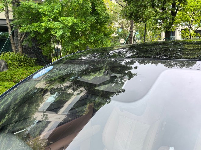 搭舱内激光雷达 试驾旗舰大六座SUV华境S