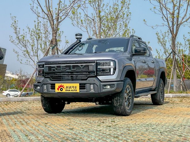 全球智能越野皮卡 出厂即战力 试驾奇瑞威麟R08 PRO