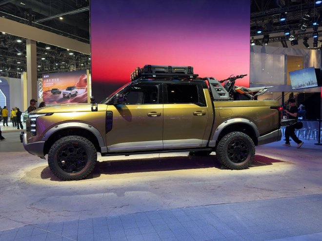 2026北京车展：郑州日产锋坦·沙影骑士版及全球插混SUV概念车亮相