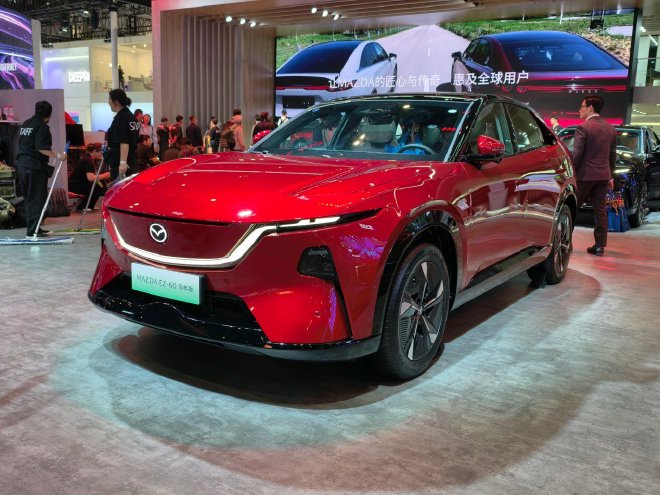 2026北京车展：马自达EZ-60马年版亮相
