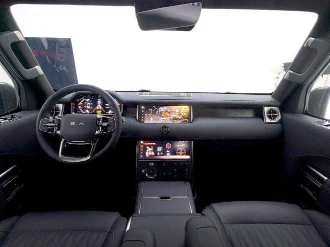 体验军工质感 实拍北京81“战术方盒子”