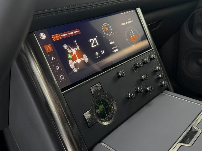 体验军工质感 实拍北京81“战术方盒子”