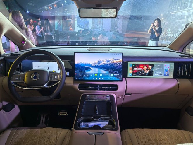 售价35.98-46.98万元 第二代腾势D9正式上市