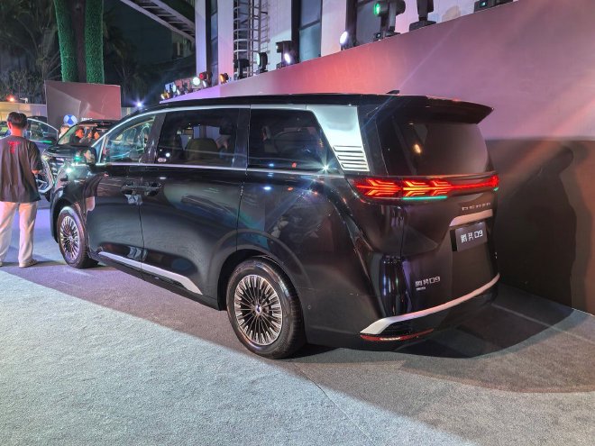 售价35.98-46.98万元 第二代腾势D9正式上市