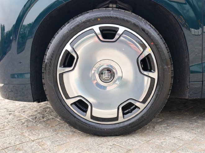 静态品鉴大唐EV 看它如何定义旗舰SUV新标杆