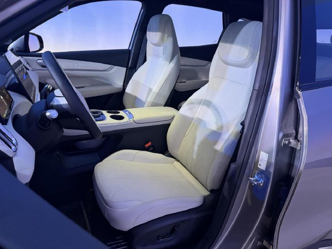 吉利银河M7正式上市 售价10.98万元起