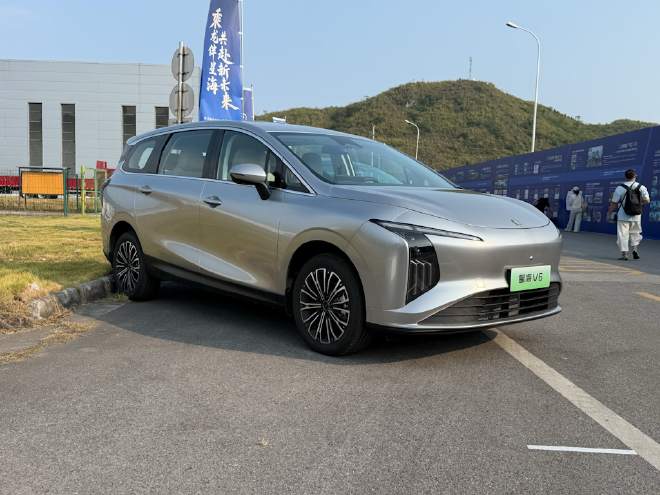 试驾星海V6：六座、510km 还有华为乾崑智驾