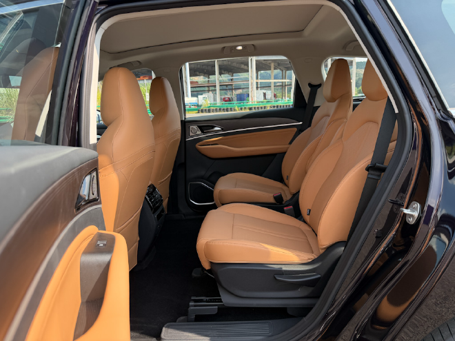 东风风行星海V6正式上市 权益价9.99-11.99万元