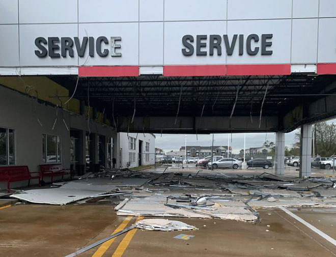 路易斯安那州汽车经销商努力应对飓风劳拉的影响