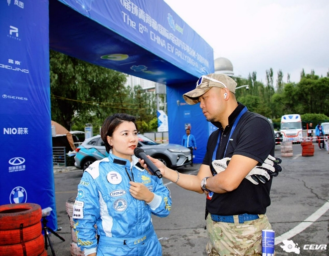 各显神通 环青海湖电动汽车挑战赛落幕