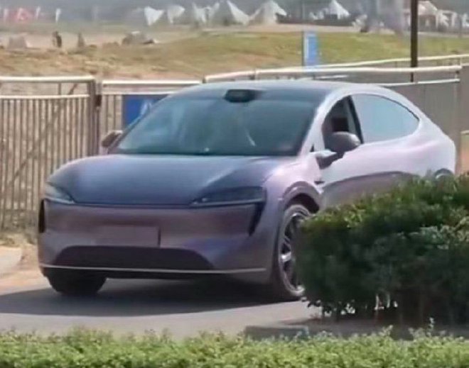 与智界S7高度相似 智界S9无伪装谍照曝光