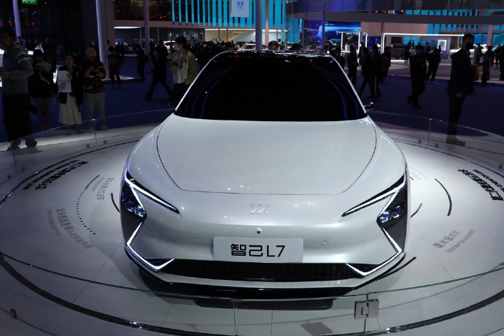 智己汽车成立一周年 2022年L7纯电轿车、LS7 SUV将交付