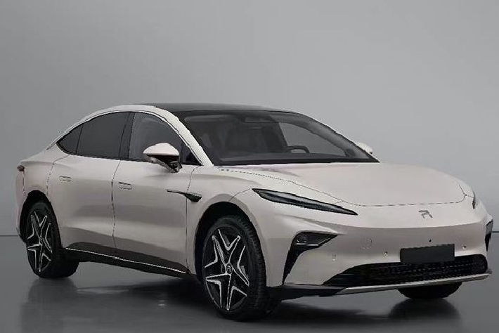 续航700km/支持换电 飞凡首款中大型纯电轿车F7信息曝光