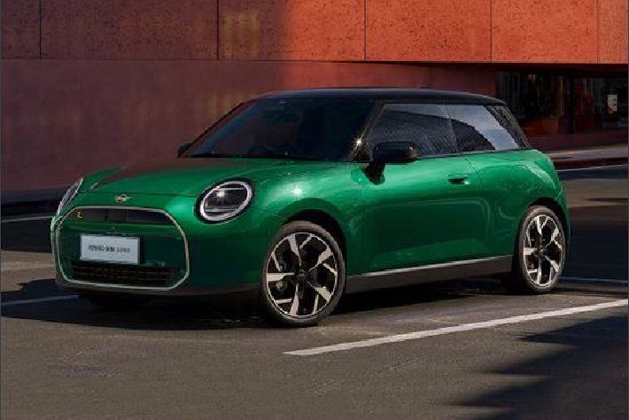 电动MINI COOPER以经典冲击新市场-新浪汽车