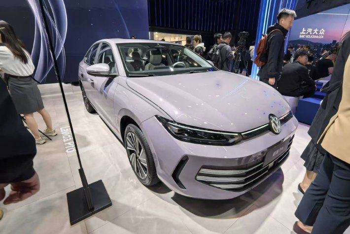 2025广州车展:上汽大众朗逸Pro亮相