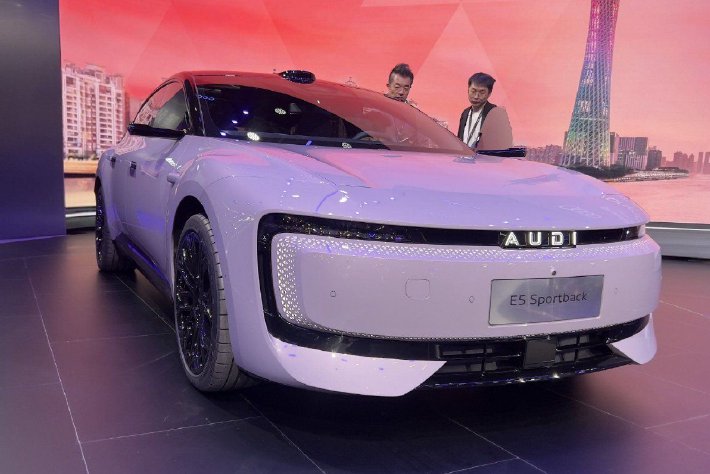 2025广州车展：奥迪E5 Sportback钦定性能quattro型正式上市