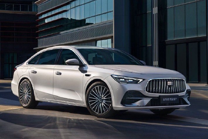 吉利银河星耀7 高配车型拥有四驱系统