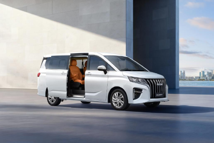 2026款锐胜王牌M7自动挡及宿营车正式上市 官方指导价8.98万元