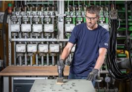 宝马高性能燃料电池于慕尼黑小规模量产