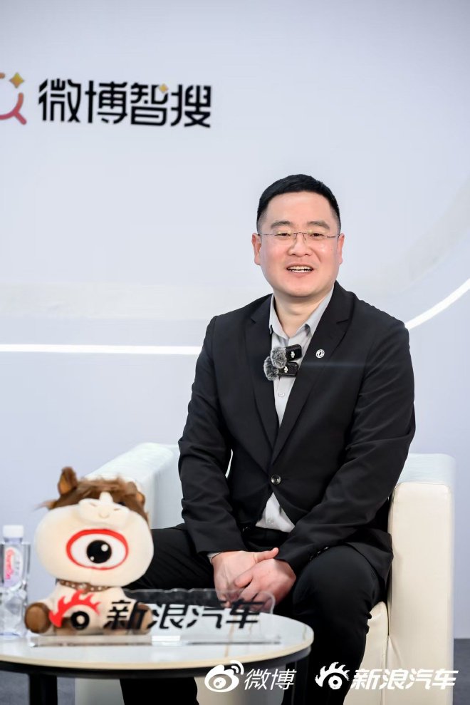 东风奕派汽车科技公司总经理助理、东风风神品牌总经理 邓留超