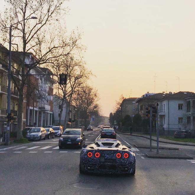 玛莎拉蒂MC20谍照曝光 将于今年5月正式发布