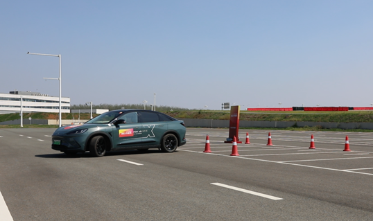 24款星车搏“上位”，这样的名场面你见过吗？