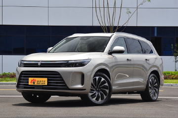 强吸引力之车 新款问界M7