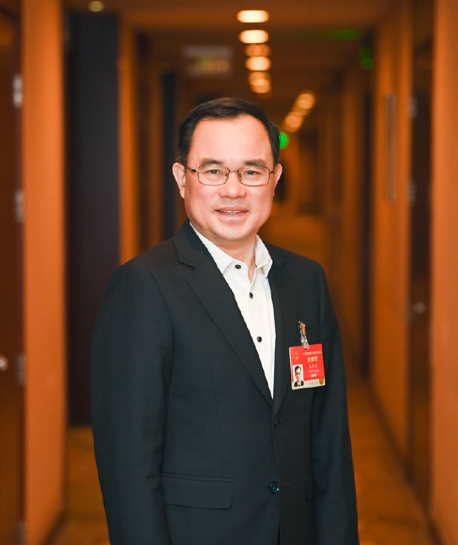 汽车看两会 朱华荣建议完善自动驾驶法规