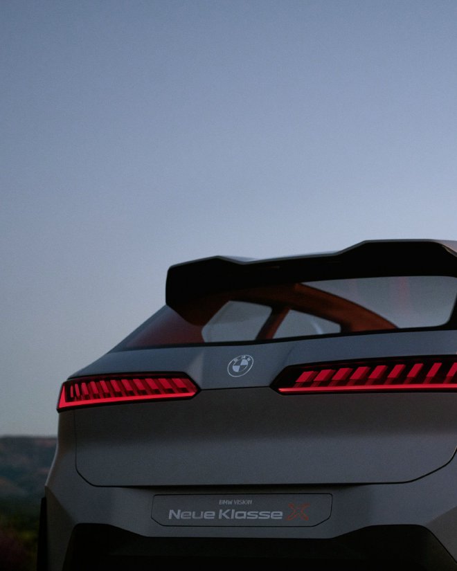 BMW新世代X概念车全球首发 未来新世代家族显现雏形