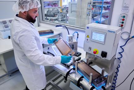 宝马高性能燃料电池于慕尼黑小规模量产