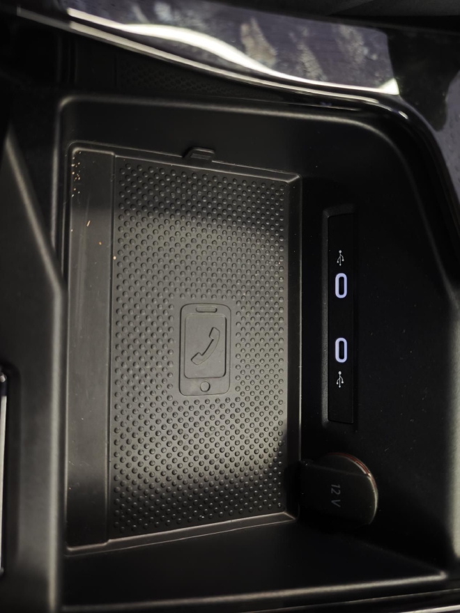 外观犀利的大五座SUV  一汽大众揽巡静态实拍