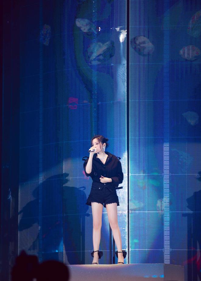 星途LX与张靓颖合力激活2019TMEA音乐盛典