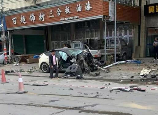 车圈热搜 雷军建议大力发展汽车文化 比亚迪新品牌对标奔驰大G