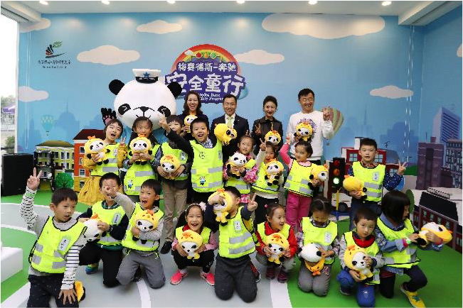 梅赛德斯-奔驰“安全童行”的坚守与创新