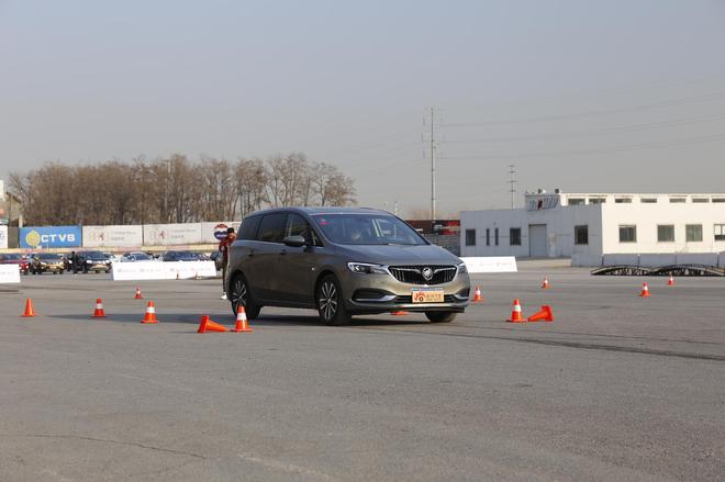 2018年度车车型介绍：通用别克GL6