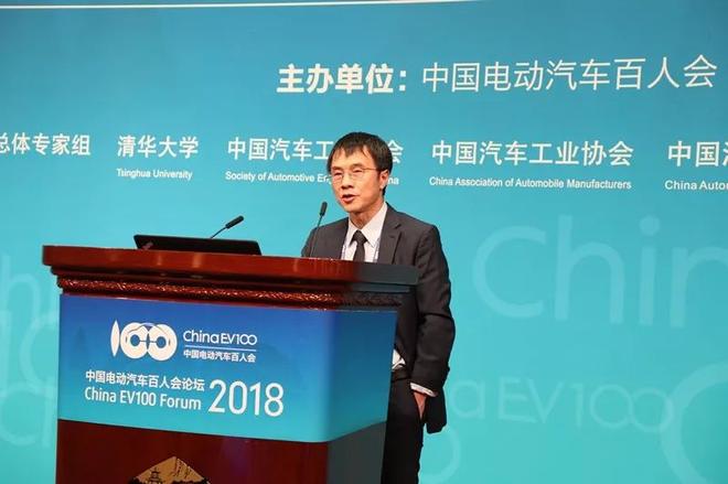 百度集团总裁兼首席运营 官陆奇