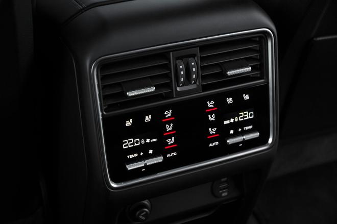 内在进步明显 海外试驾第三代保时捷卡宴